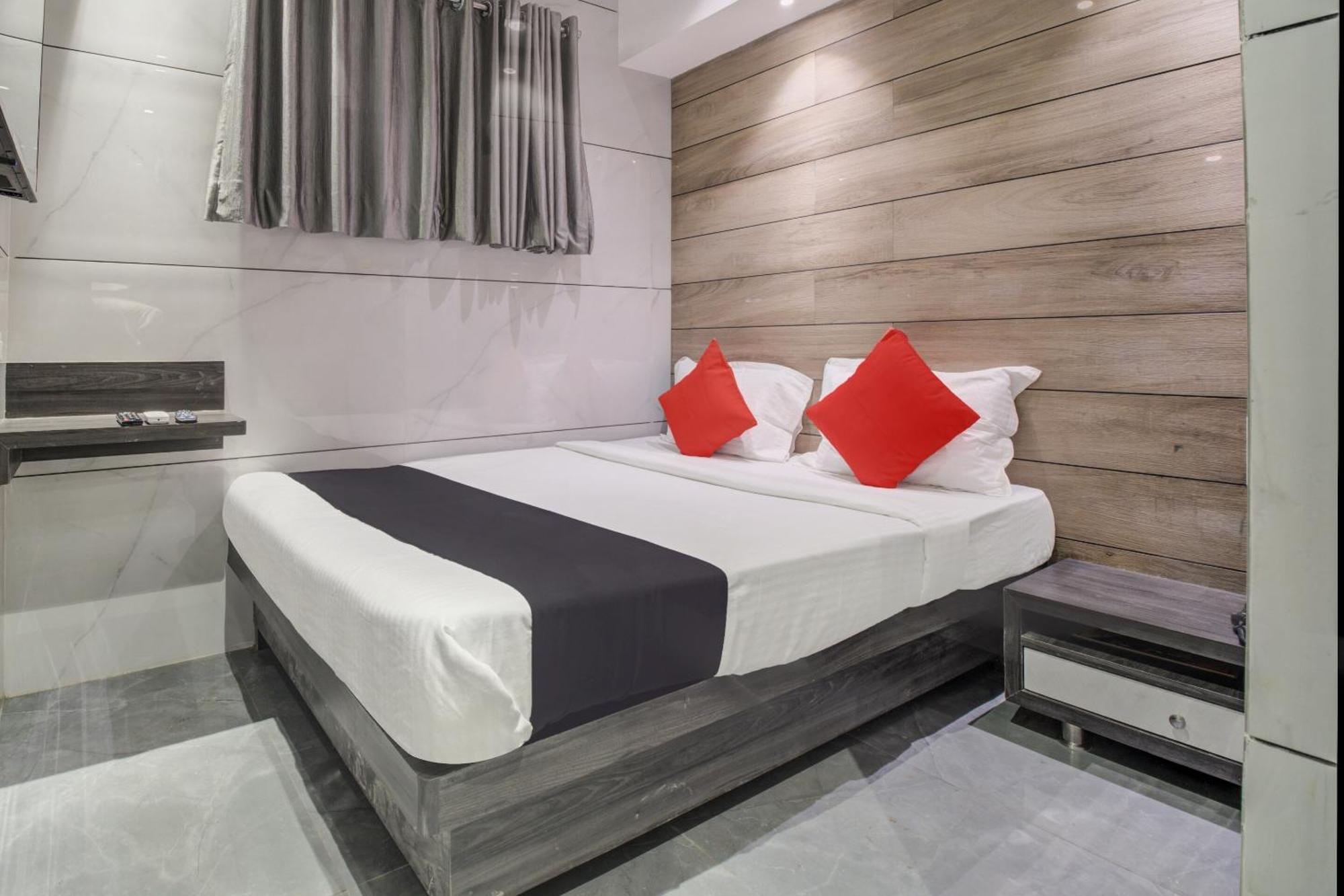 Hotel Spring Residency Bombaj Exteriér fotografie