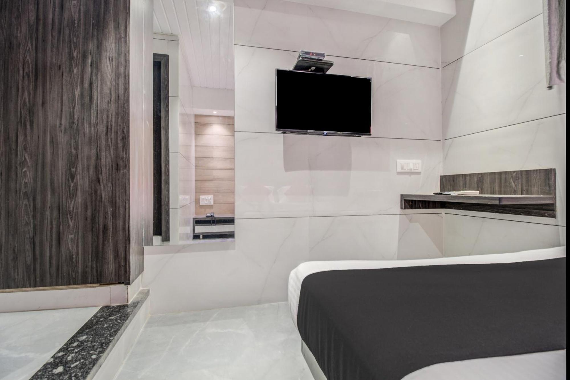 Hotel Spring Residency Bombaj Exteriér fotografie